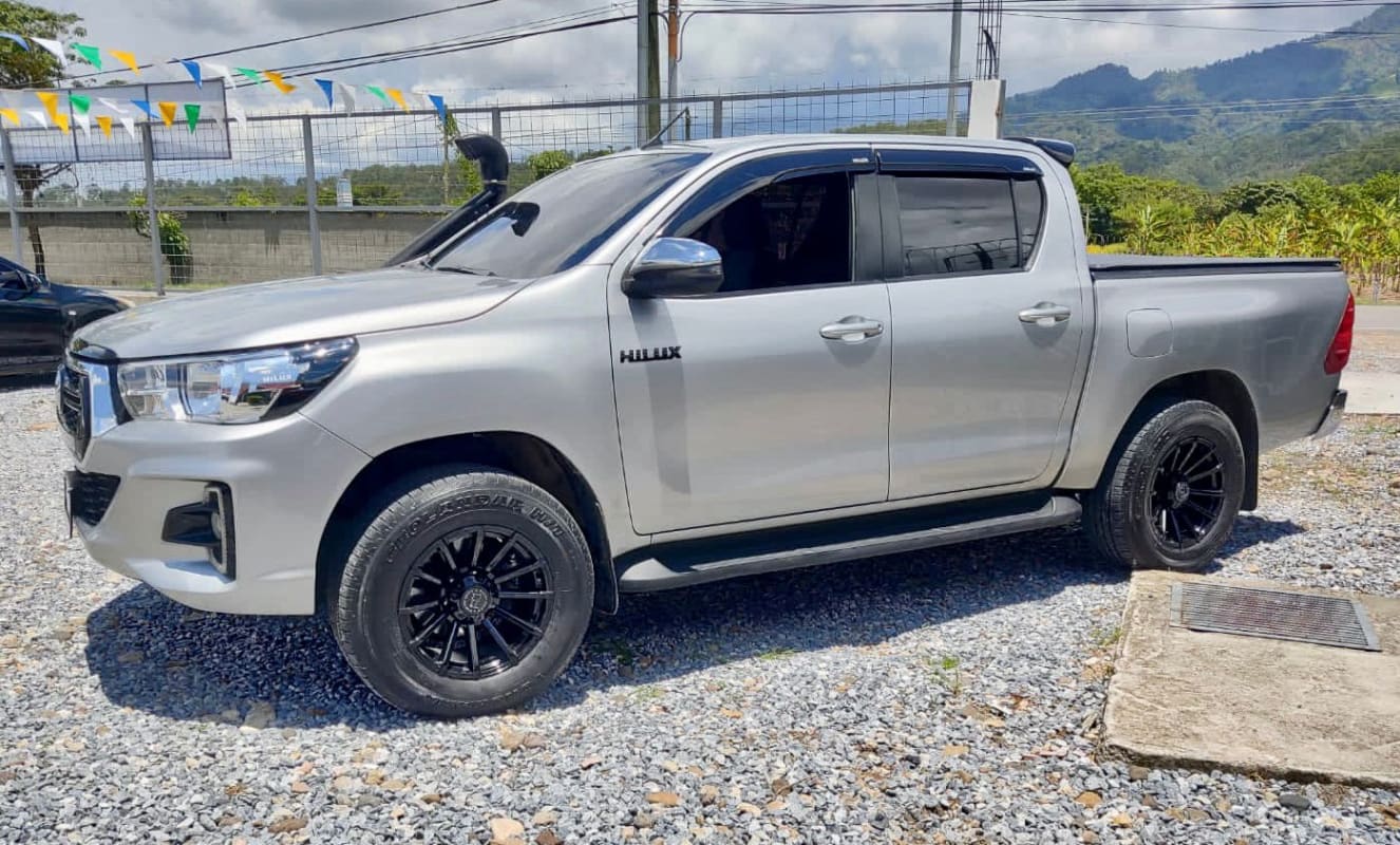 TOYOTA HILUX ROCCO 2020 for sale