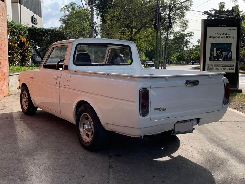 toyota 1000 pick up